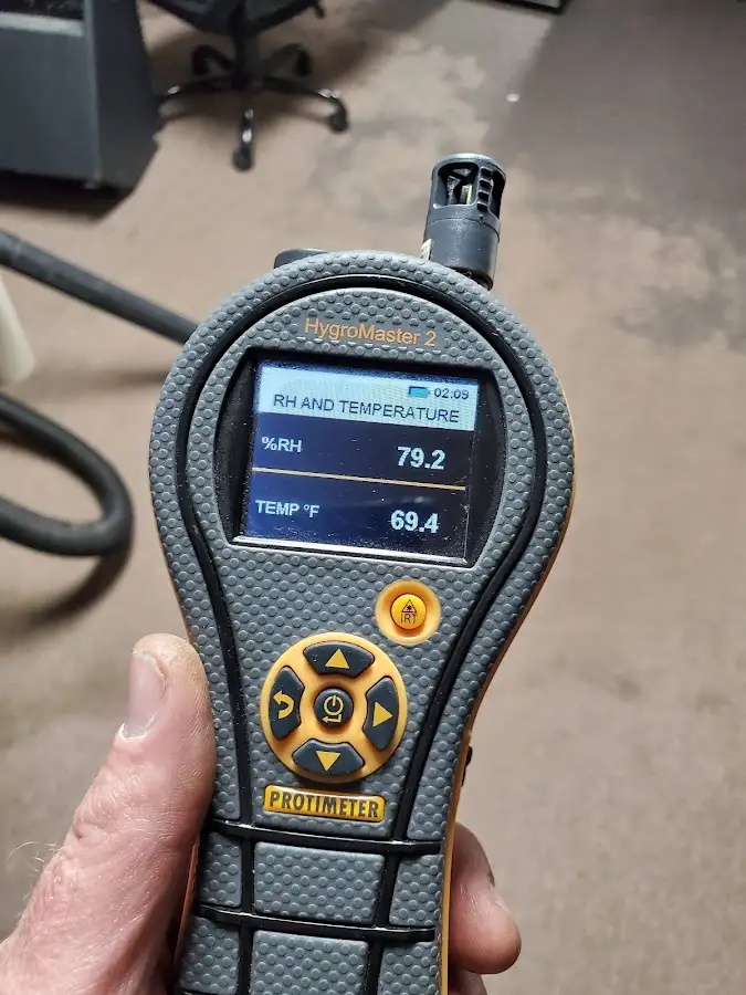 Moisture meter humidity assessment for Mold Remediation & Removal in Tucson Mountains